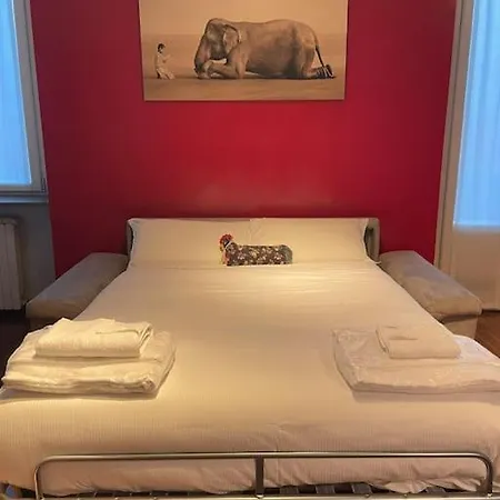 Cozy Flat Mins Walk To Navigli And Metro Porta Genova Milan