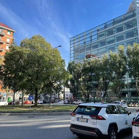 Apartment Cozy Flat Mins Walk To Navigli And Metro Porta Genova Milan