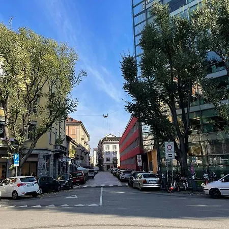 Apartment Cozy Flat Mins Walk To Navigli And Metro Porta Genova Milan